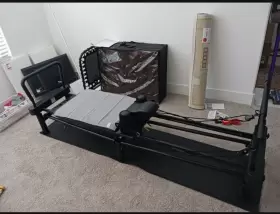 55-5106 AEROPILATES Studio Reformer