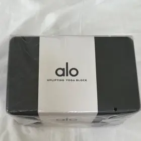 A0084U ALO YOGA Uplifting Block Unisex