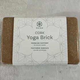 018713522924 GAIAM Natural Cork Yoga Brick Grip Rounded Edges