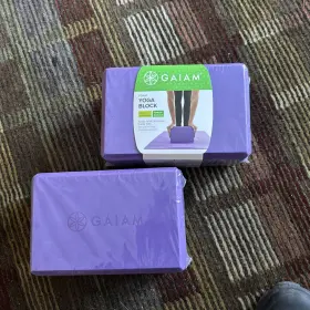 018713592699 GAIAM Yoga Block Light