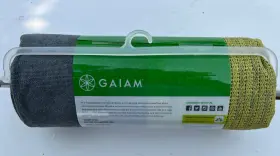 018713613455 GAIAM Yoga Mat Towel Dual Grip Grippy #2