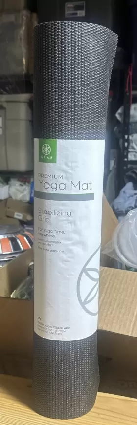 018713625045 GAIAM Yoga Mat Solid Slip Stabilizing Exercise