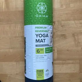 018713631381 GAIAM Yoga Mat Reversible Slip
