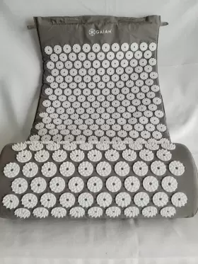 018713633880 GAIAM Accupressure Mat Pillow #3