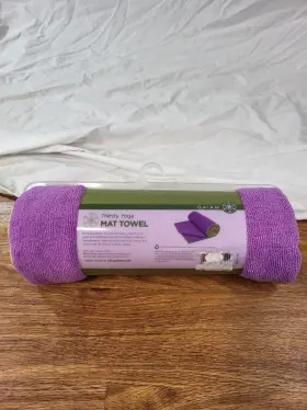 05-61340 GAIAM Thirsty Yoga Mat Towel Drying Wick Absorbent #3