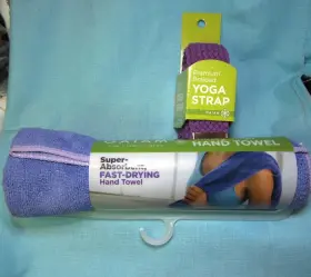 05-61461 GAIAM Yoga Absorbent Towel Strap