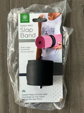 05-63409 GAIAM Yoga Mat Slap