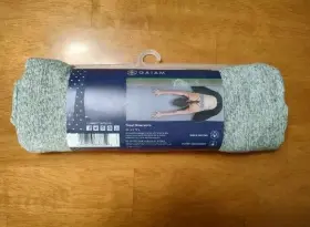 713-63-7352 GAIAM Absorbent Yoga Mat Towel #2