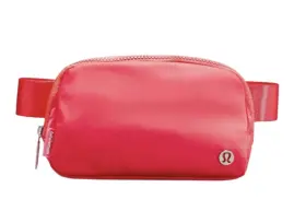 000113127311 LULULEMON Everywhere Belt Bag Pink Pastel