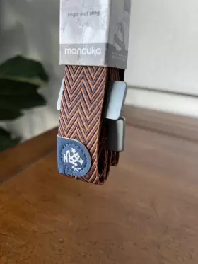 840104807064 MANDUKA Go Move Yoga Mat Sling Caramel #2