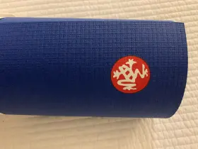 PRO71-BLACK-MAGIC MANDUKA Pro Yoga Mat Royal #3