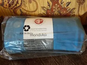 846698039119 MANDUKA Equa Yoga Mat Towel Light Sweat Grip