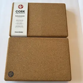 846698070303 MANDUKA Set Sustainable Grain Cork Yoga Yogi