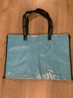 97208 MOSSIMO Mat Tote Bag Outside Pocket Zipper Straps #3