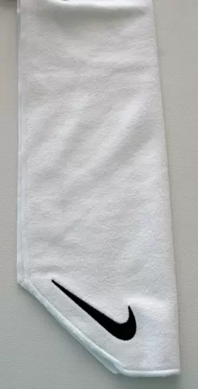 091208635804 NIKE Vapor Football Towel Unisex #3
