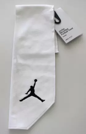 887791158055 NIKE Jordan Vapor Football Towel Unisex
