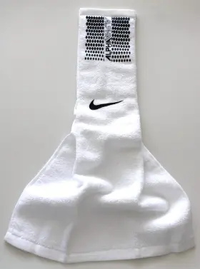 887791406231 NIKE Alpha Football Towel Unisex