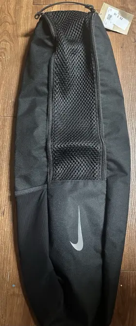 DN3700010 NIKE Yoga Mat Bag