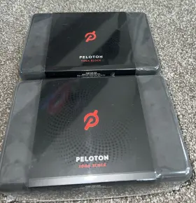 1029326-A PELOTON Yoga Block Set