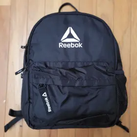 Beau REEBOK Padded Backpack Laptop Sleeve Straps