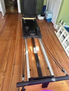 55-5557 STAMINA Aeropilates Pro Pilates Reformer #2