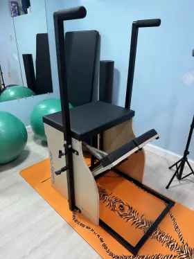 ST-01018 STOTT-PILATES Merrithew Split Pedal Stability Chair
