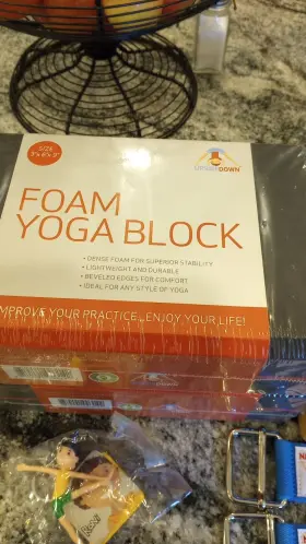 859291003074 UPSIDEDOWN Yoga Blocks Bags Belts Key Chain Mas #3