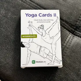 646809418112 WORKOUTLABS Yoga Cards Intermediate Visual