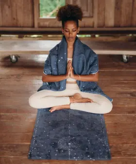 Celestial YOGA DESIGN LAB Mat Towel Ultra Grippy Absorbing