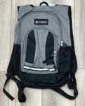 Everest Hiking Back Pack Dark Gray/black 16 X 10 4.5 New With Tags. Fixed Price $15.99.