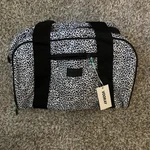 Nwt Vooray Burner Duffel Gym Yoga Workout Travel Bag W/shoe Garage Leopard. Fixed Price $19.99.