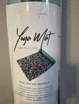 Yoga Mat Non-slip Design 4mm Comfort Foam Two Tone New & Sealed Jessica Simpson. Fixed Price $19.95.