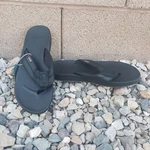 New Sanuk Men's Cosmic Yoga Mat Casual Flip Flops - Black Size 9. Fixed Price $32.00.